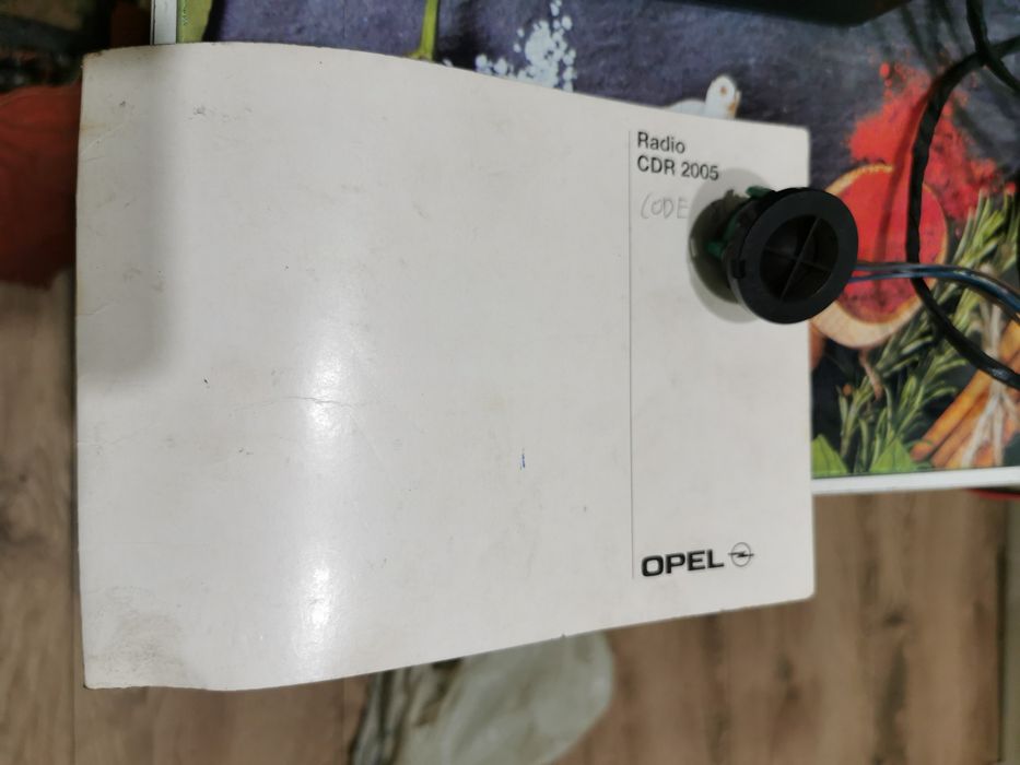 Fabryczne Radio do Opla z wyświetlaczem