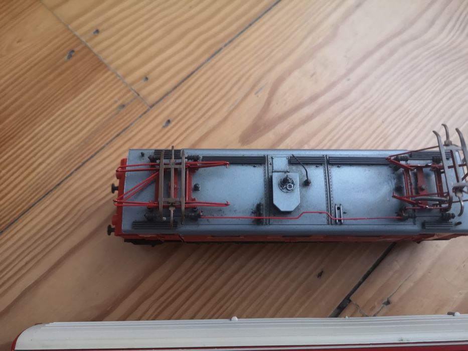 Locomotiva e duas carruagens austríacos marca Lima