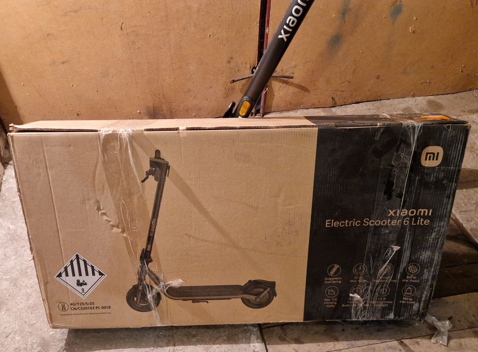 Самокат Xiaomi Electric Scooter 6 Lite