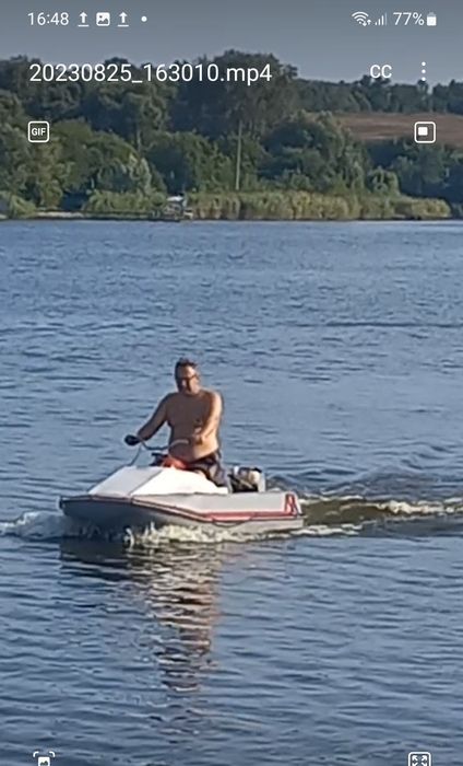 Продам човен ( водний скутер)
