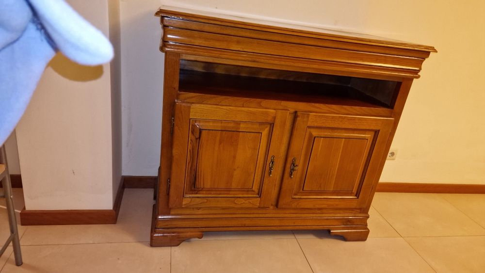 Recheio de casa - móveis de madeira