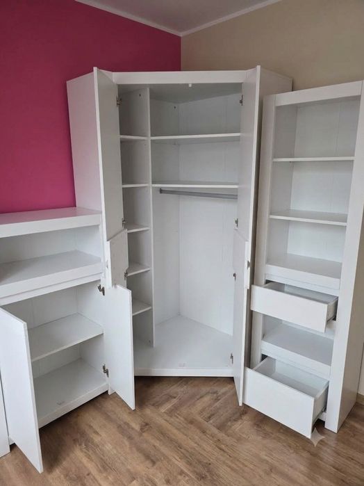 Sprzedam białe meble Wójcik NOVI - Szafa narożna, Regał, Komoda