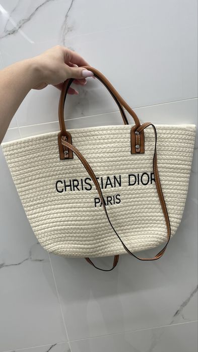 Новая пляжная сумка Dior