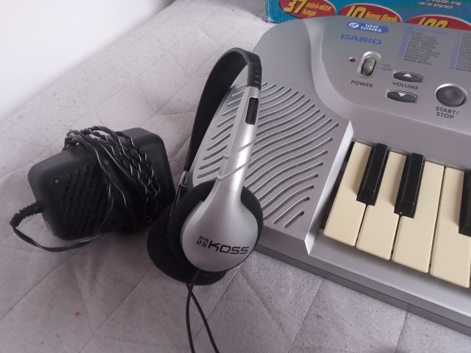 Song bank keyboard CASIO SA-75