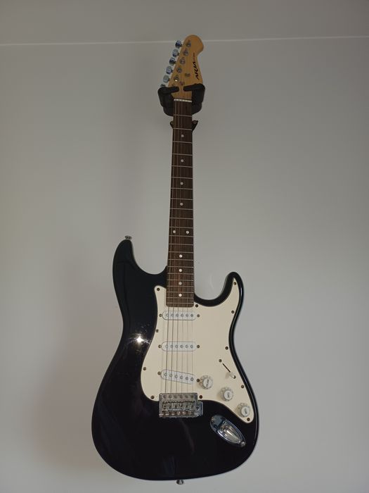 Gitara elektryczna Aria STG-series