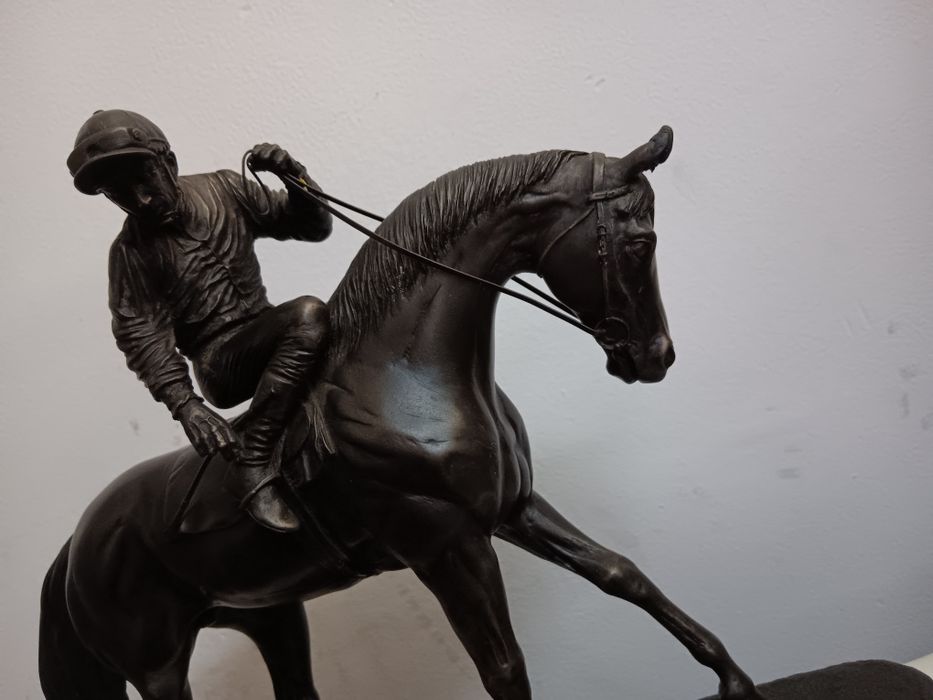 Angielska Figura Jeźdźca na Koniu-34/28 cm.Bardzo ciężka..