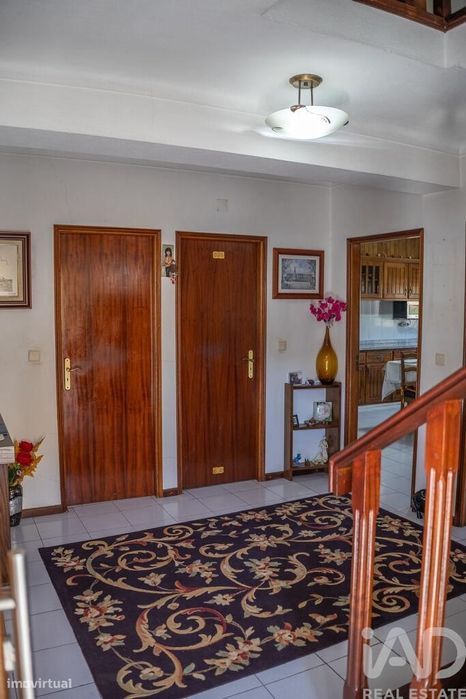 Casa / Villa T4 em Sé, Santa Maria e Meixedo de 200 m2