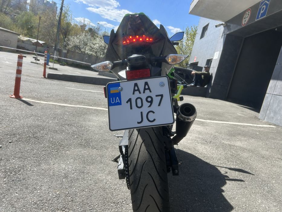 Kawasaki ninja 400 2018