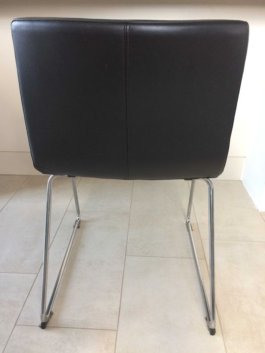 Cadeiras IKEA Bernhard em pele castanha, completamente novas