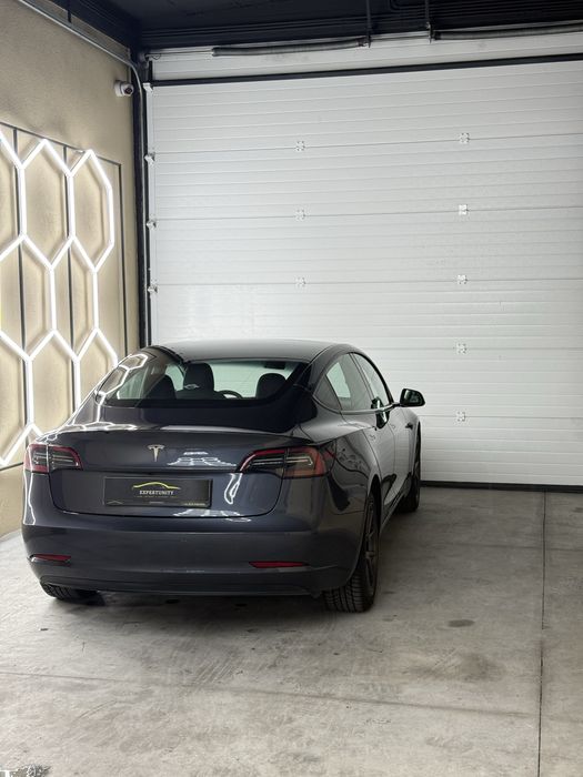 Tesla Model 3 Standard Range plus LFP Facelift