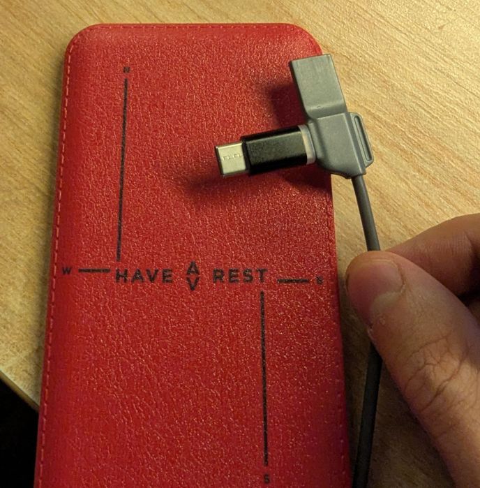 Тонкий павербанк 4000mAh micro usb Have Rest Power Slim