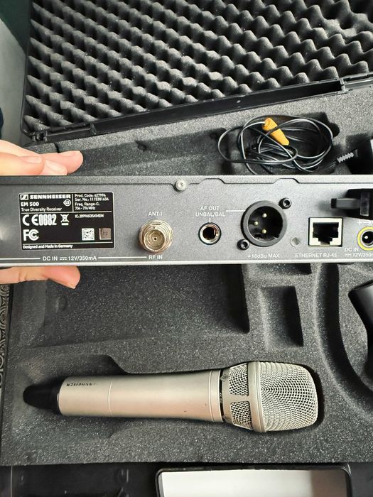 Mikrofon Neumann KK205, Sennheiser EM 500 G3, SKM2000 Pasmo C