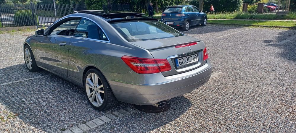 Mercedes Benz W 207 coupe 2013