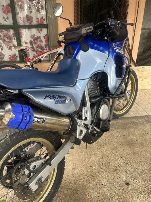 Honda transalp 600