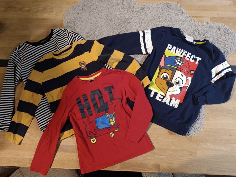 Zestaw 4 koszulek z długim rękawem. 122-128