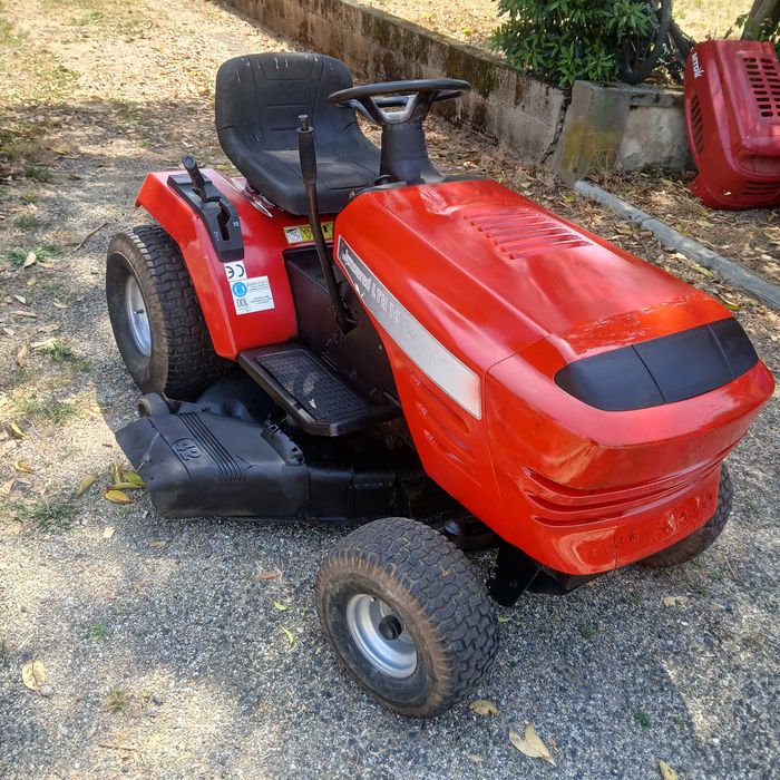 Tractor corta relva
