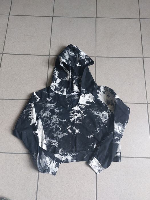 Bluza damska z kapturem I ściągaczem  Rozmiar  XS-M Zapraszam