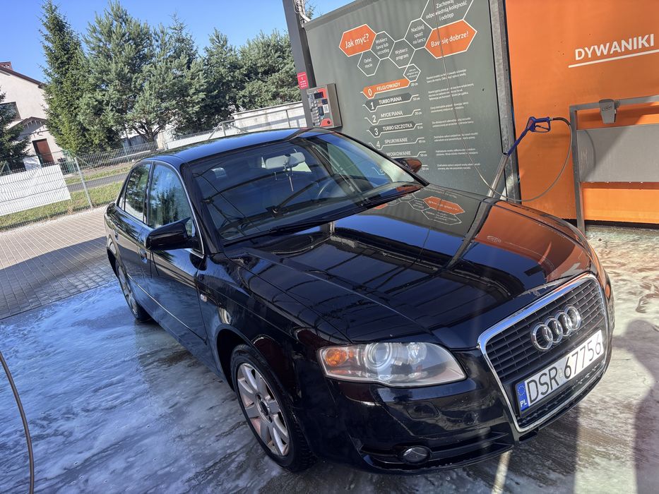 Audi A4 B7 2.0 Apple/ Android