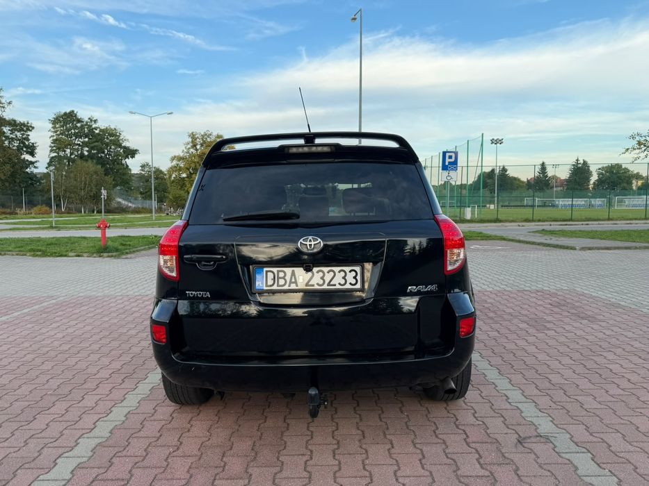 Sprzedam Toyotę RAV4