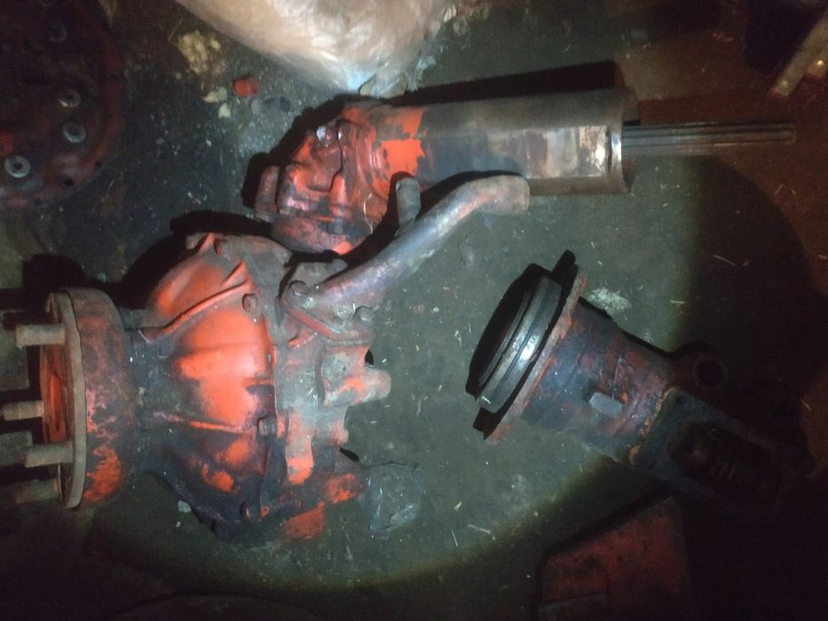 МТЗ двигун.міст.балка.мотор дойцьД144.Д21. колеса 12.4R46.тракі т70