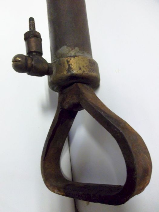 antiga bomba de carro clássico antigo - Oldtimer