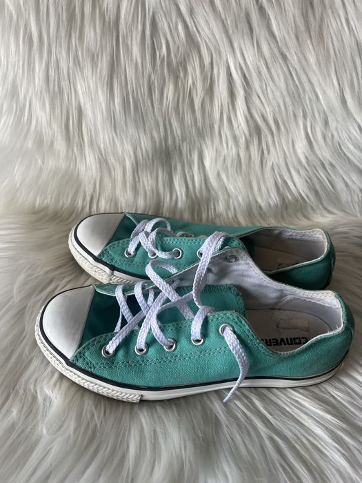 Convers w bardzo dobrym stanie rozmiar  35, wkkadka 22