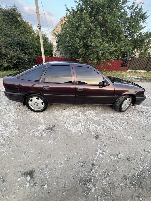 Продам опель вектра А 1.8