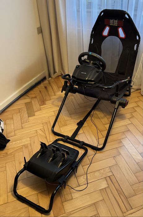Kierownica Logtiech g29 z fotelem cockpit NEXT LEVEL RACING GT sim racing, symulator