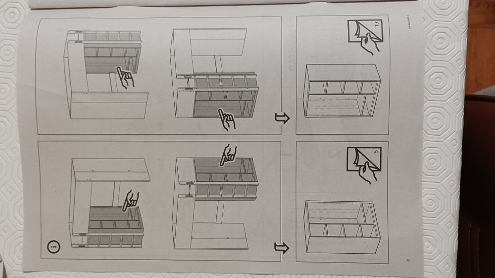 Cama alta com secretária IKEA