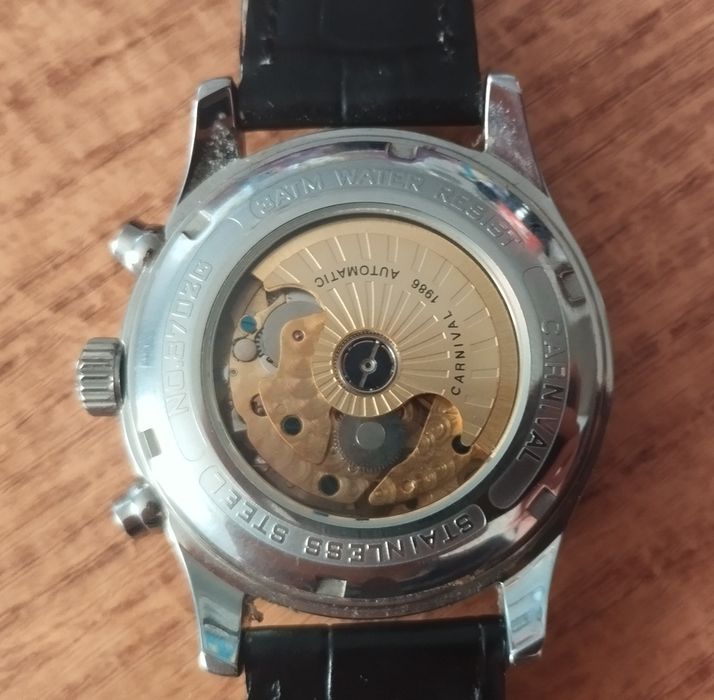 Годинник Carnival Masters механіка