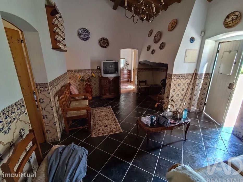 Quinta T2 em Alcórrego e Maranhão de 100 m2