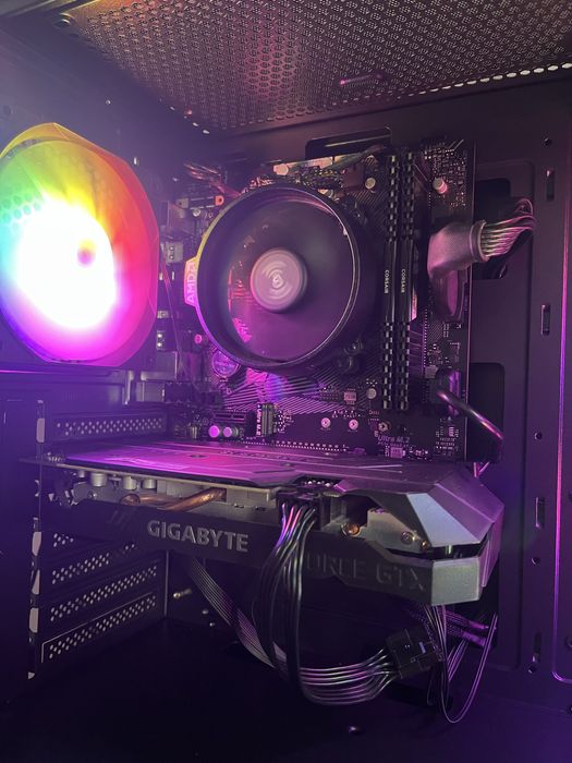 Komputer gamingowy / GTX 1660S / Ryzen 5 3600