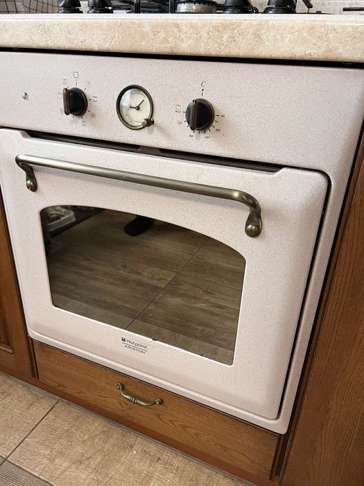 Комплект духова шафа та плита Hotpoint Ariston