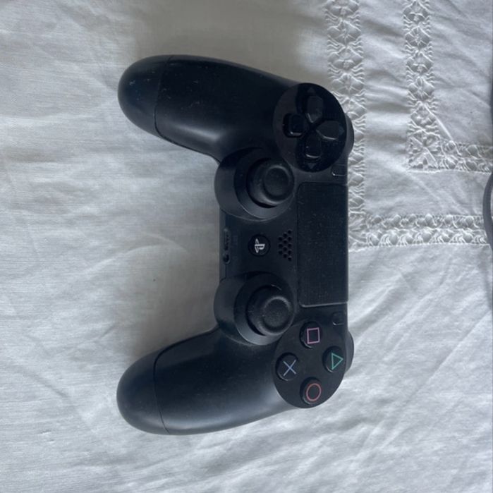 Ps4 com 2 comandos