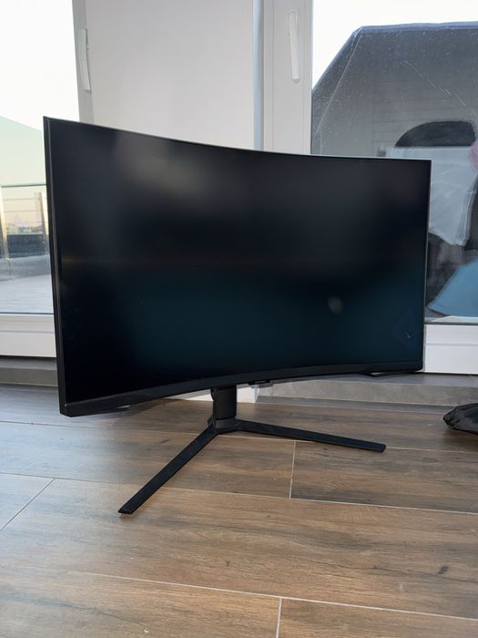 Продам монітор Samsung Odyssey G6 S32BG650 32"