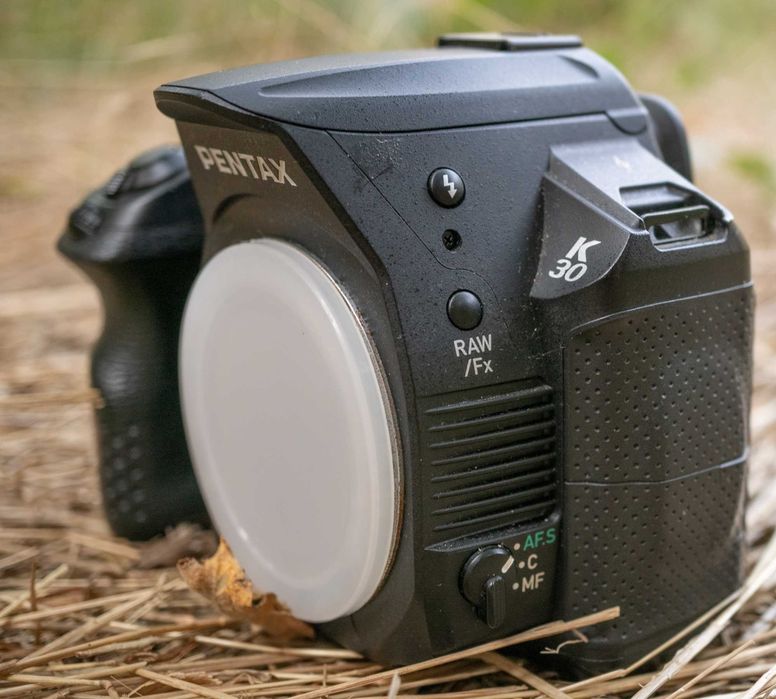 Дзеркальна камера Pentax K30
