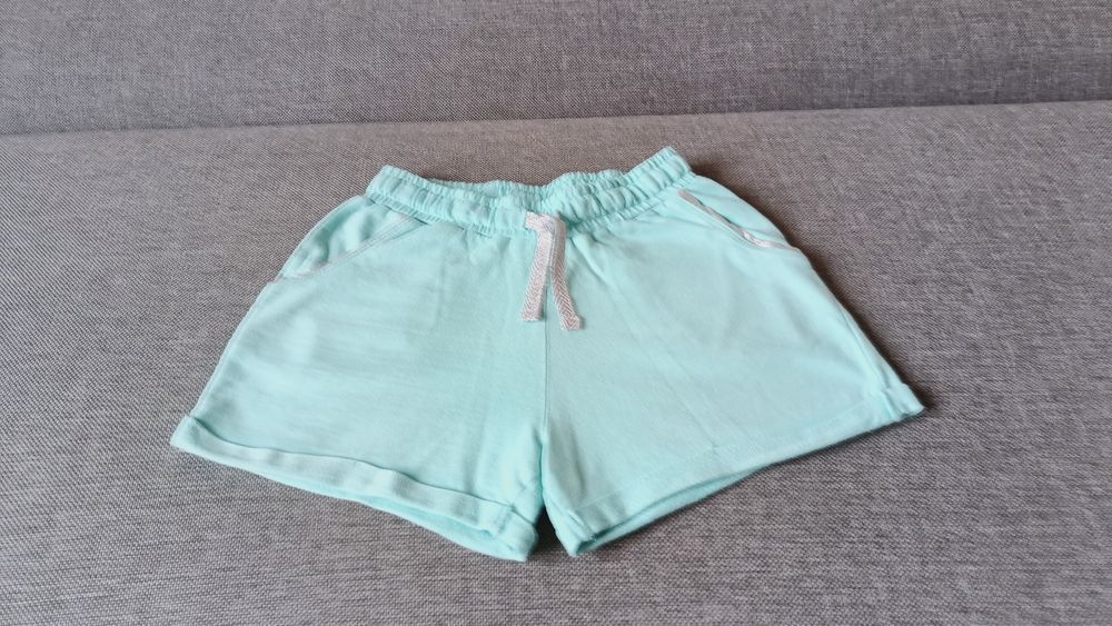 Spodenki dziewczęce, wzrost 146cm