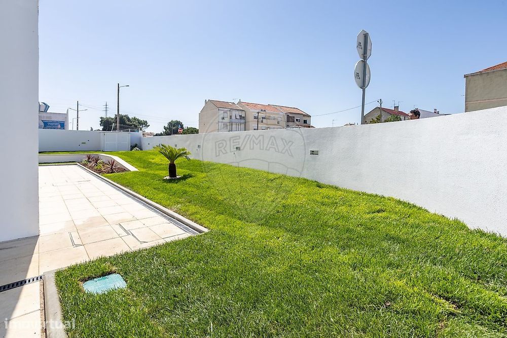 Moradia T4 para venda