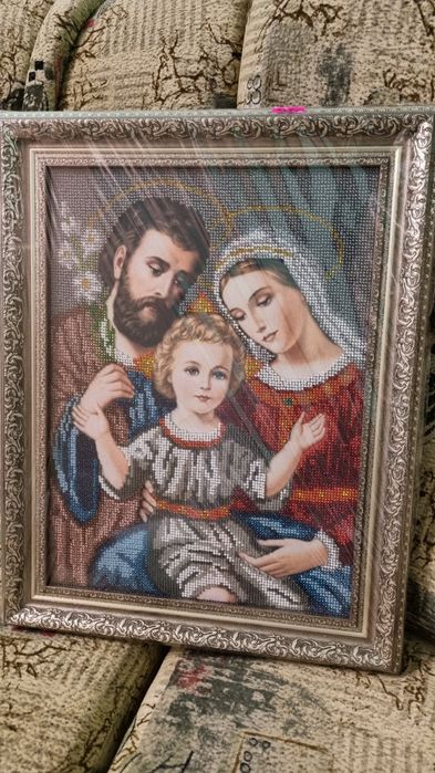 Вишитий образ Свята родина