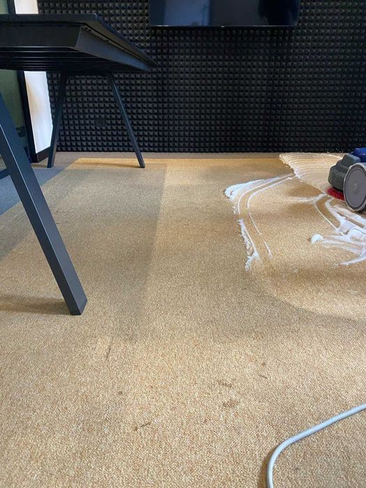 Прання (чистка) килимів (ковров), килимових покритів, мягких меблів