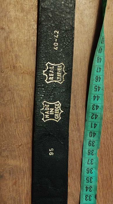 Męski pasek skórzany Levi's 501 | Czarny z tłoczeniami |