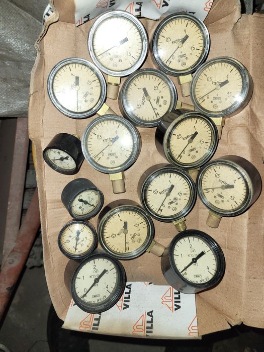 Продам манометр МТ 60 1.5, 2.0, 4.0а., МТП 100, на 16 и 60 атмосфер.