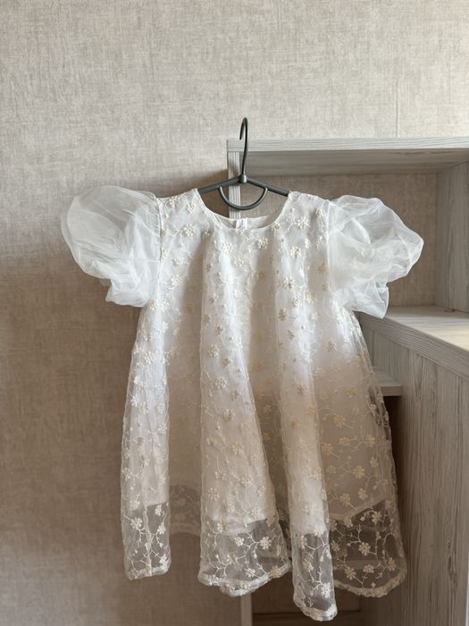 Сукня святкова у квіти