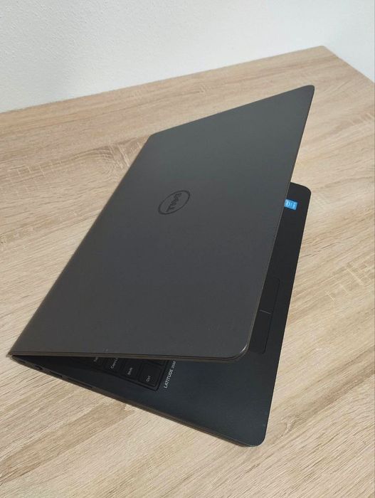 Мощный Dell Latitude 3550 Батарея Держит 3-4 Часа