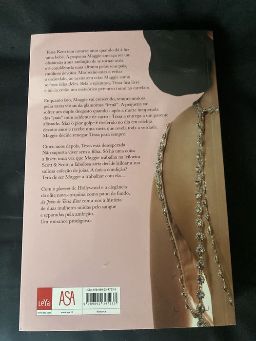 Livro “As Joias de Tessa Kent” de Judith Krantz