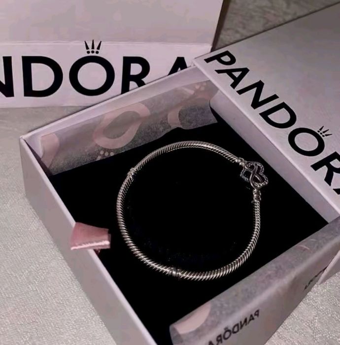 Браслет Pandora Любов назавжди / Срібний браслет Пандора з серцем