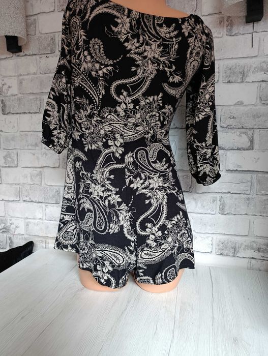 spodium  wygodny kombinezon krótki L czarny beż krótkie spodenki boho
