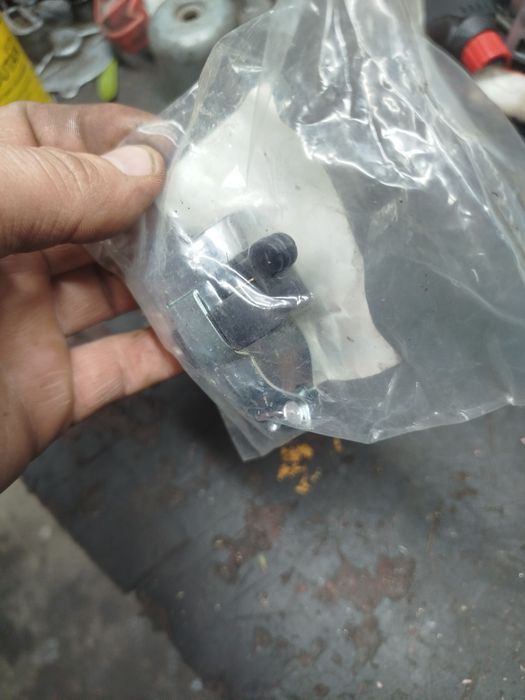 Elektryczny przełącznik Stella świateł PRL zabytek r o m e t