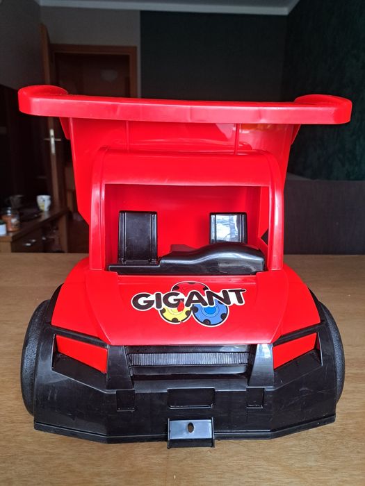 Zabawka czerwona wywrotka Wader. Ciężarówka/czerwone duże auto