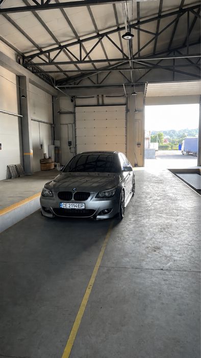 BMW E60d30  2005